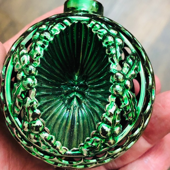 🎄SALE Set of 3 Vintage Mid Century Ornaments, 2-sided indent, decorative cutouts - Picture 6 of 11